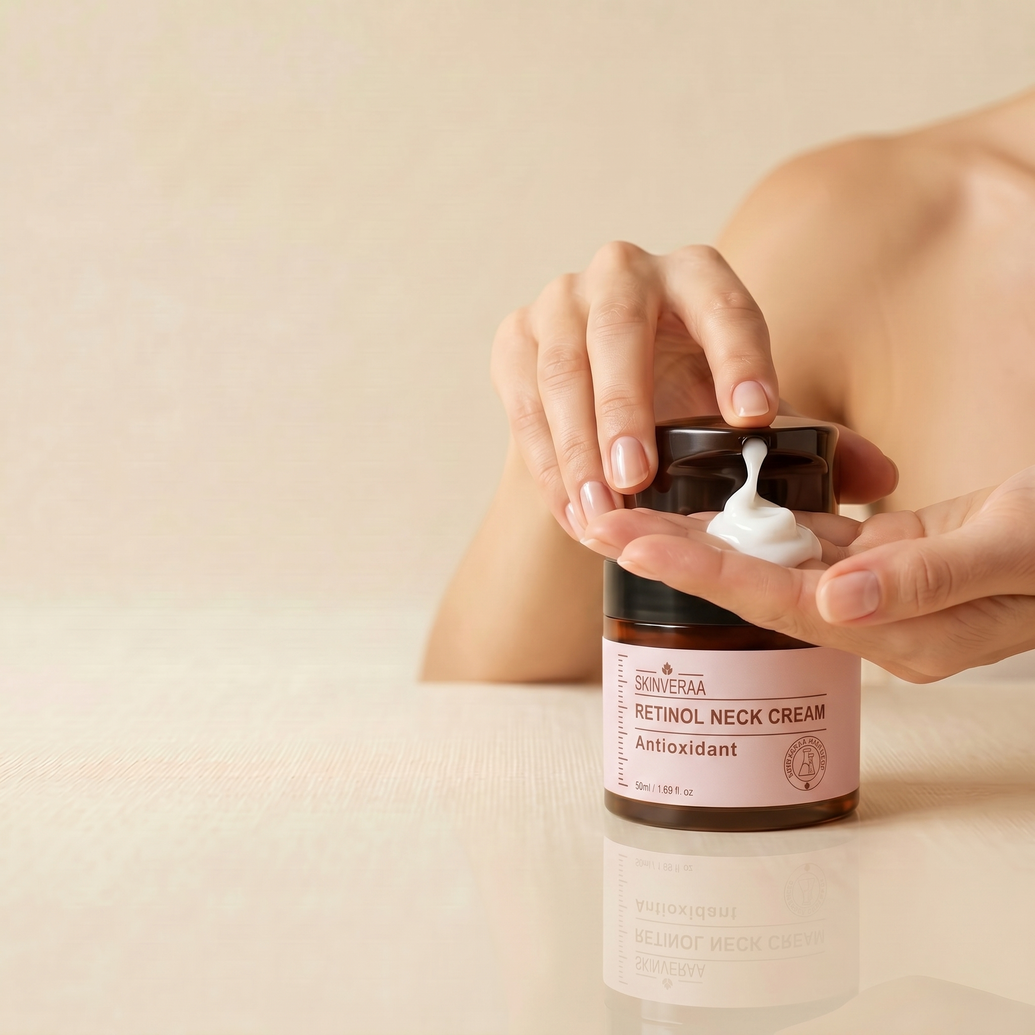 SKINVERAA RETINOL NECK CREAM